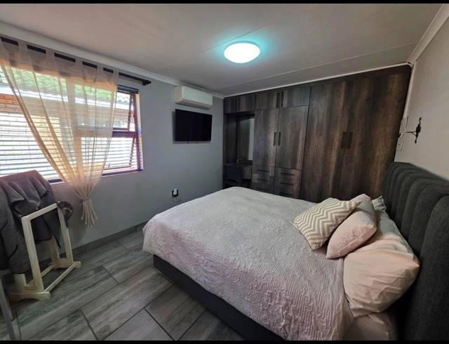 4 BEDROOM HOUSE FOR SALE IN MISTY BAY